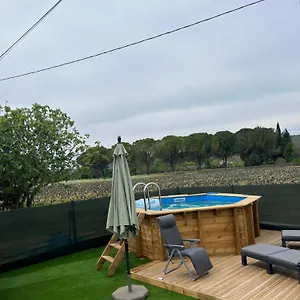  Appartement Avec Piscine Au Milieu Des Vignes France